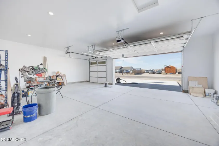 1150 Jungle, Fallon, Nevada 89406, 3 Bedrooms Bedrooms, ,2 BathroomsBathrooms,Residential,Residential,Jungle,260001525