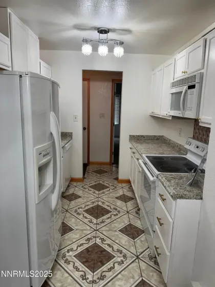 3926 Clear Acre, Reno, Nevada 89512, 2 Bedrooms Bedrooms, ,1 BathroomBathrooms,Residential,Residential,Clear Acre,250050417