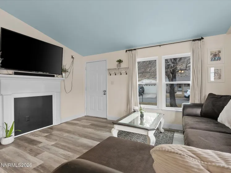 322 Ave De La Bleu De Clair, Sparks, Nevada 89434, 3 Bedrooms Bedrooms, ,2 BathroomsBathrooms,Residential,Residential,Ave De La Bleu De Clair,260001527