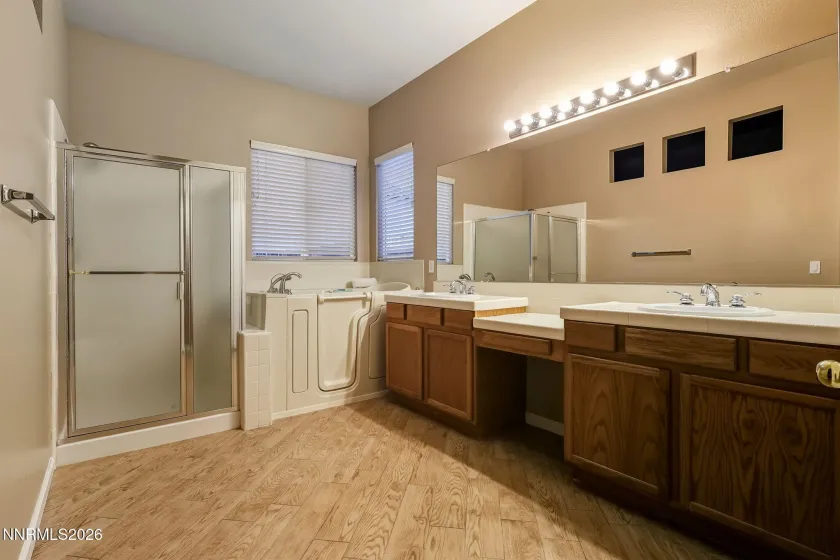 10625 Blue Moon, Reno, Nevada 89521, 3 Bedrooms Bedrooms, ,3 BathroomsBathrooms,Residential,Residential,Blue Moon,260001532