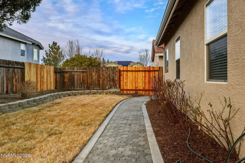 10625 Blue Moon, Reno, Nevada 89521, 3 Bedrooms Bedrooms, ,3 BathroomsBathrooms,Residential,Residential,Blue Moon,260001532