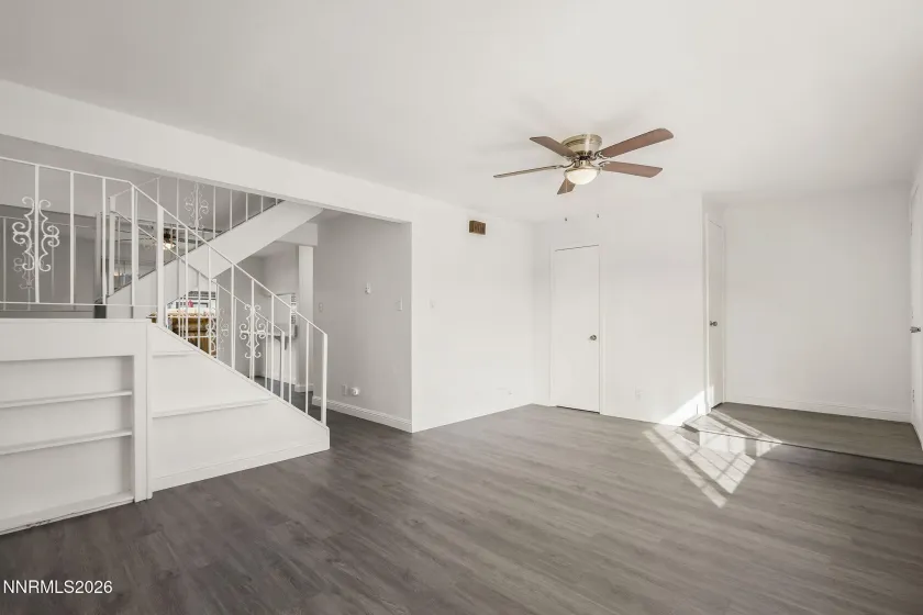 483 Beacon Hill, Sparks, Nevada 89431, 3 Bedrooms Bedrooms, ,2 BathroomsBathrooms,Residential,Residential,Beacon Hill,260001534