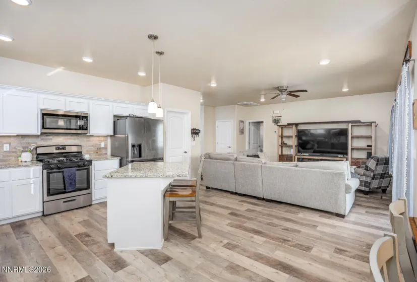 800 Great Basin, Fallon, Nevada 89406, 3 Bedrooms Bedrooms, ,2 BathroomsBathrooms,Residential,Residential,Great Basin,260001543