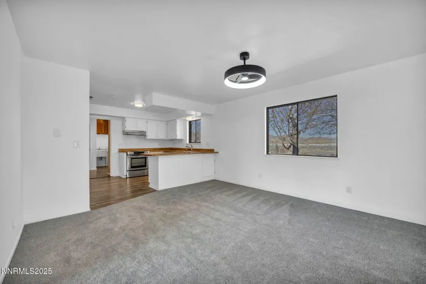 430 Calle De La Plata, Sparks, Nevada 89441, 3 Bedrooms Bedrooms, ,2 BathroomsBathrooms,Residential Lease,Manufactured,Calle De La Plata,260001546