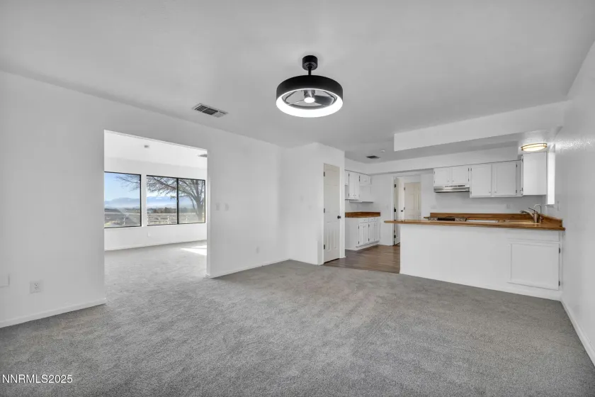 430 Calle De La Plata, Sparks, Nevada 89441, 3 Bedrooms Bedrooms, ,2 BathroomsBathrooms,Residential Lease,Manufactured,Calle De La Plata,260001546