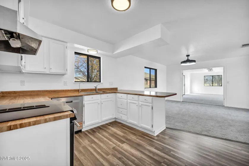 430 Calle De La Plata, Sparks, Nevada 89441, 3 Bedrooms Bedrooms, ,2 BathroomsBathrooms,Residential Lease,Manufactured,Calle De La Plata,260001546