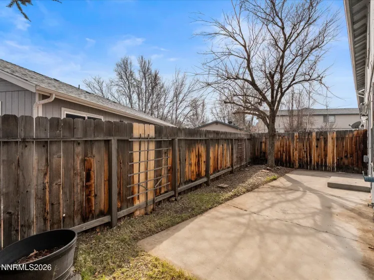 3051 Austin, Carson City, Nevada 89701, 2 Bedrooms Bedrooms, ,3 BathroomsBathrooms,Residential,Residential,Austin,260001548