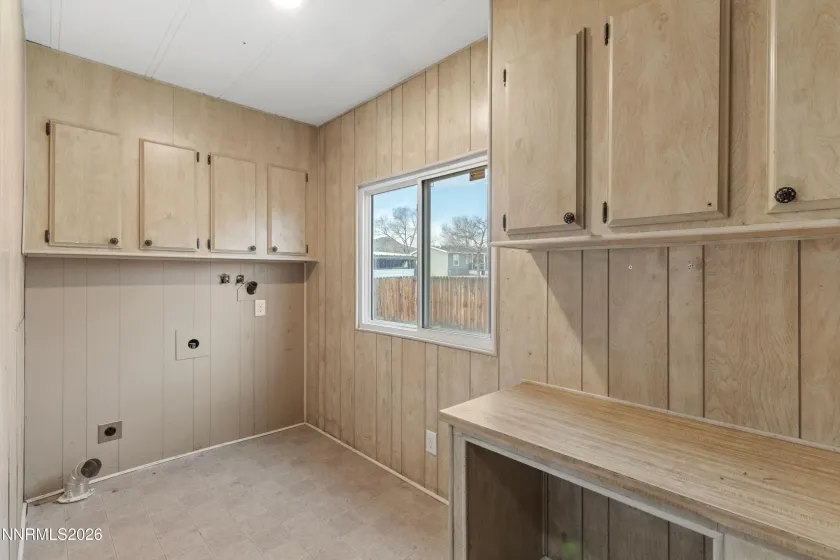 520 8th, Sun Valley, Nevada 89433, 3 Bedrooms Bedrooms, ,2 BathroomsBathrooms,Residential,Residential,8th,260001549