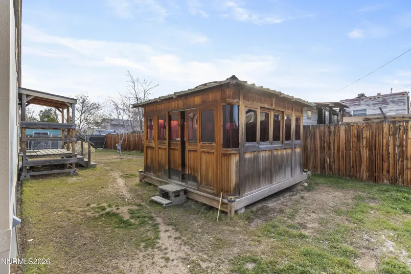 520 8th, Sun Valley, Nevada 89433, 3 Bedrooms Bedrooms, ,2 BathroomsBathrooms,Residential,Residential,8th,260001549