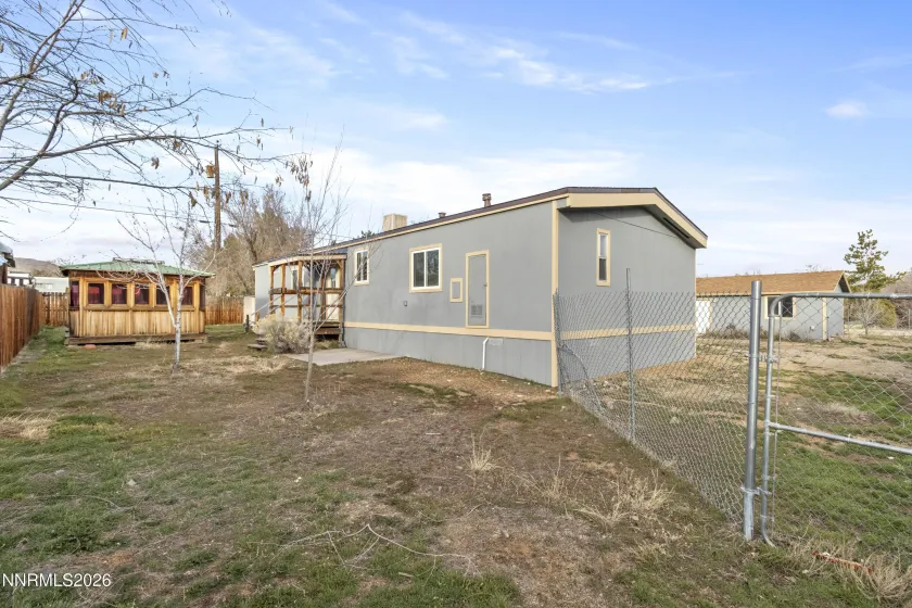 520 8th, Sun Valley, Nevada 89433, 3 Bedrooms Bedrooms, ,2 BathroomsBathrooms,Residential,Residential,8th,260001549