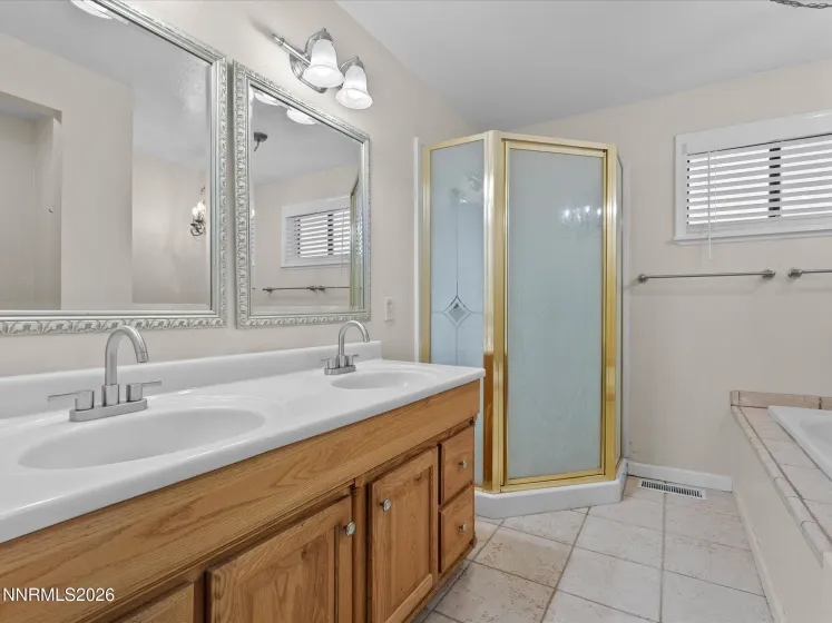 90 May, Sparks, Nevada 89436, 3 Bedrooms Bedrooms, ,3 BathroomsBathrooms,Residential,Residential,May,260001551