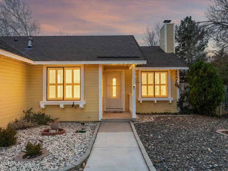 90 May, Sparks, Nevada 89436, 3 Bedrooms Bedrooms, ,3 BathroomsBathrooms,Residential,Residential,May,260001551