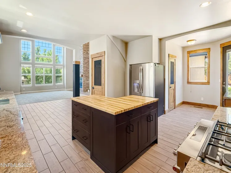 6348 Chilhowee, Sparks, Nevada 89436, 3 Bedrooms Bedrooms, ,3 BathroomsBathrooms,Residential,Residential,Chilhowee,250051970