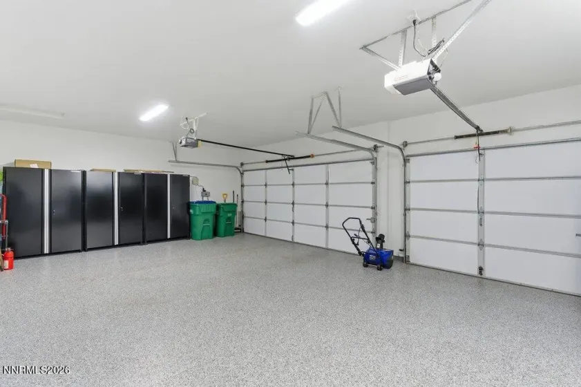 2556 Edgerock, Reno, Nevada 89519, 3 Bedrooms Bedrooms, ,3 BathroomsBathrooms,Residential,Residential,Edgerock,260001553