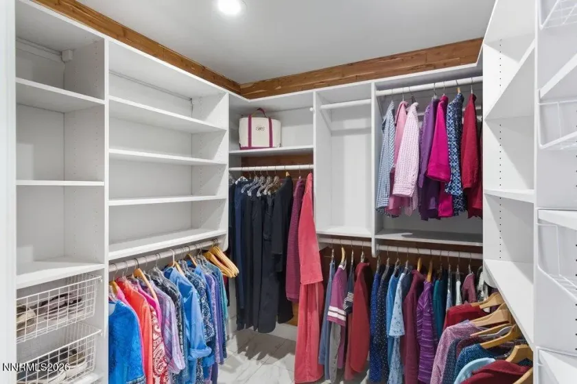 2556 Edgerock, Reno, Nevada 89519, 3 Bedrooms Bedrooms, ,3 BathroomsBathrooms,Residential,Residential,Edgerock,260001553