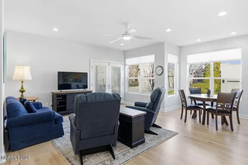 2556 Edgerock, Reno, Nevada 89519, 3 Bedrooms Bedrooms, ,3 BathroomsBathrooms,Residential,Residential,Edgerock,260001553