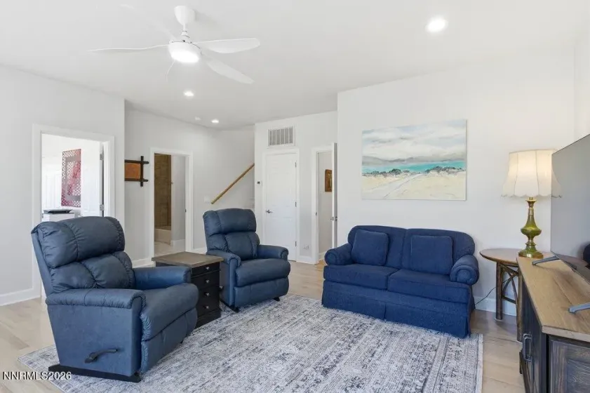 2556 Edgerock, Reno, Nevada 89519, 3 Bedrooms Bedrooms, ,3 BathroomsBathrooms,Residential,Residential,Edgerock,260001553