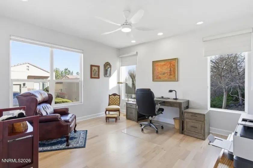 2556 Edgerock, Reno, Nevada 89519, 3 Bedrooms Bedrooms, ,3 BathroomsBathrooms,Residential,Residential,Edgerock,260001553