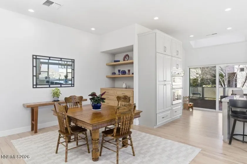 2556 Edgerock, Reno, Nevada 89519, 3 Bedrooms Bedrooms, ,3 BathroomsBathrooms,Residential,Residential,Edgerock,260001553