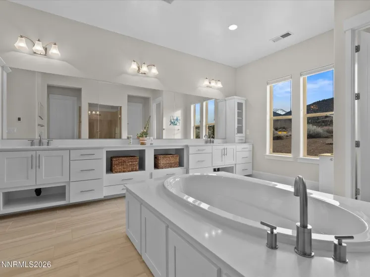 5452 Salmon River, Reno, Nevada 89511, 4 Bedrooms Bedrooms, ,4 BathroomsBathrooms,Residential,Residential,Salmon River,260001555