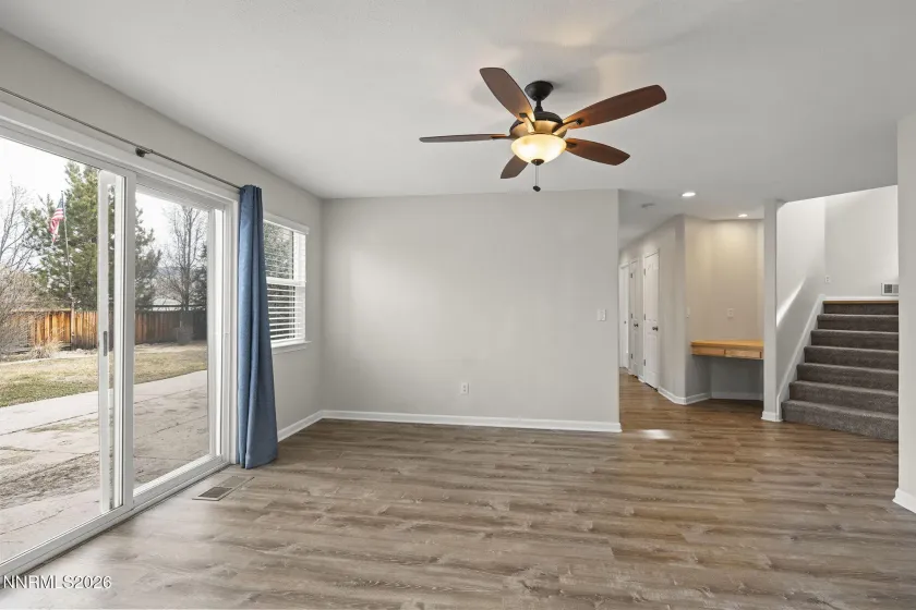 5926 Ingleston, Sparks, Nevada 89436, 4 Bedrooms Bedrooms, ,3 BathroomsBathrooms,Residential,Residential,Ingleston,260001557