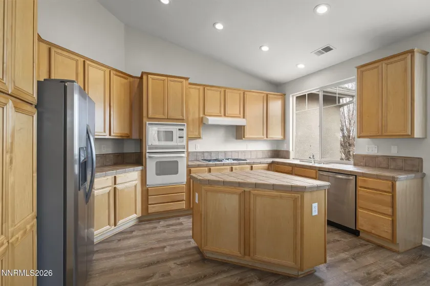 5926 Ingleston, Sparks, Nevada 89436, 4 Bedrooms Bedrooms, ,3 BathroomsBathrooms,Residential,Residential,Ingleston,260001557