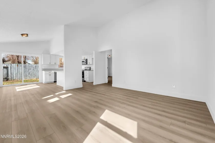 2771 Santa Ana, Reno, Nevada 89502, 3 Bedrooms Bedrooms, ,2 BathroomsBathrooms,Residential,Residential,Santa Ana,260001558