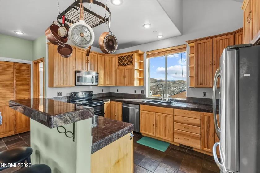 4780 Koenig, Reno, Nevada 89506, 5 Bedrooms Bedrooms, ,5 BathroomsBathrooms,Residential,Residential,Koenig,260001561