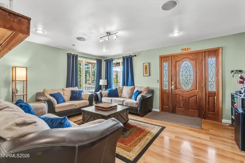 4780 Koenig, Reno, Nevada 89506, 5 Bedrooms Bedrooms, ,5 BathroomsBathrooms,Residential,Residential,Koenig,260001561