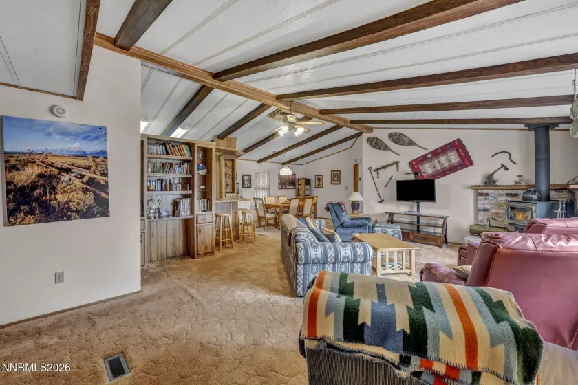 108952 US-395, Coleville, California 96107, 2 Bedrooms Bedrooms, ,2 BathroomsBathrooms,Residential,Residential,US-395,260001562