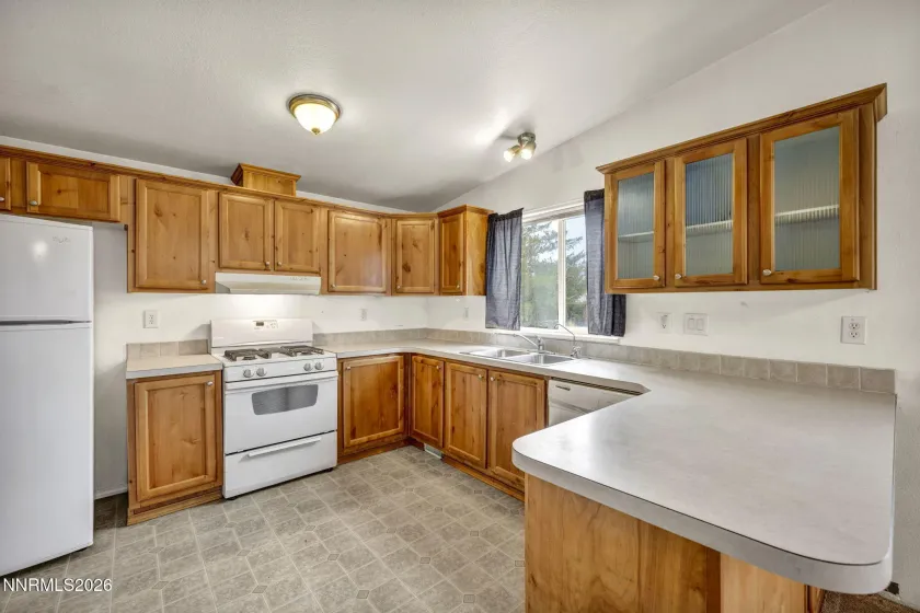 108952 US-395, Coleville, California 96107, 2 Bedrooms Bedrooms, ,2 BathroomsBathrooms,Residential,Residential,US-395,260001565