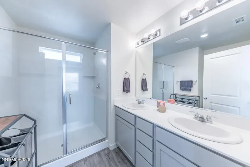 8830 Wolf Moon, Reno, Nevada 89506, 3 Bedrooms Bedrooms, ,3 BathroomsBathrooms,Residential,Residential,Wolf Moon,260001566