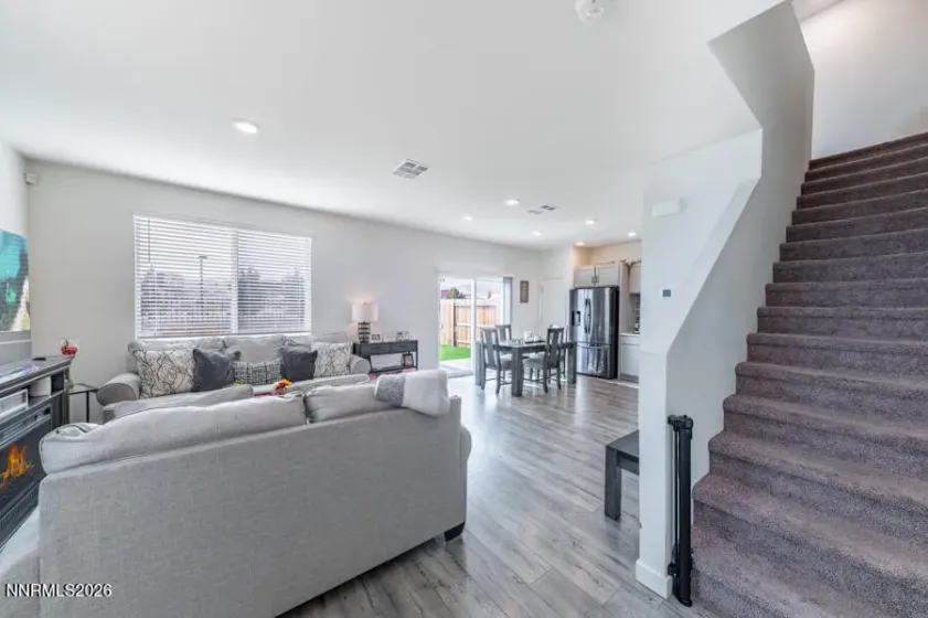 8830 Wolf Moon, Reno, Nevada 89506, 3 Bedrooms Bedrooms, ,3 BathroomsBathrooms,Residential,Residential,Wolf Moon,260001566