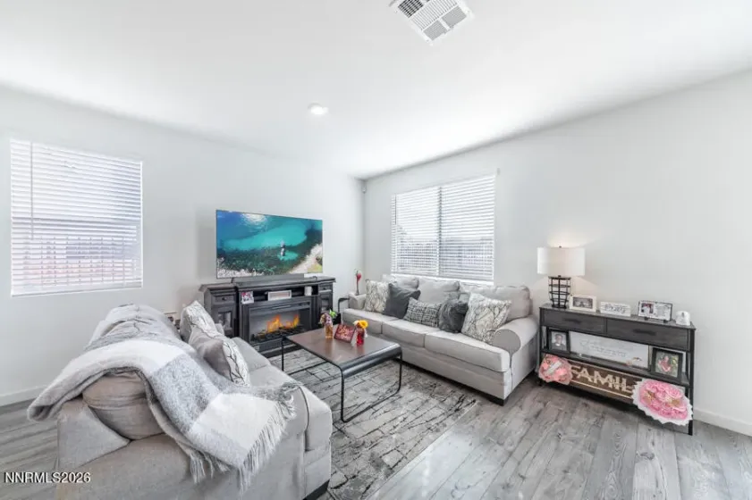 8830 Wolf Moon, Reno, Nevada 89506, 3 Bedrooms Bedrooms, ,3 BathroomsBathrooms,Residential,Residential,Wolf Moon,260001566