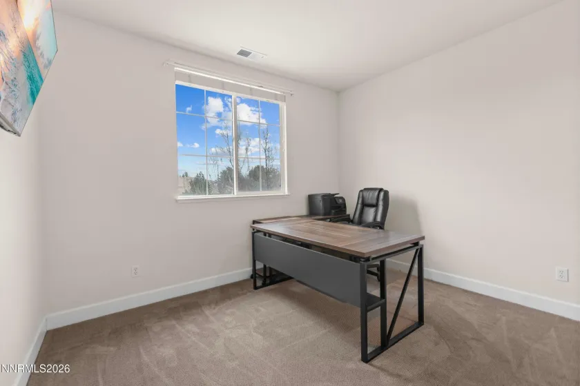 2773 Decoy, Sparks, Nevada 89436, 5 Bedrooms Bedrooms, ,3 BathroomsBathrooms,Residential,Residential,Decoy,260001567