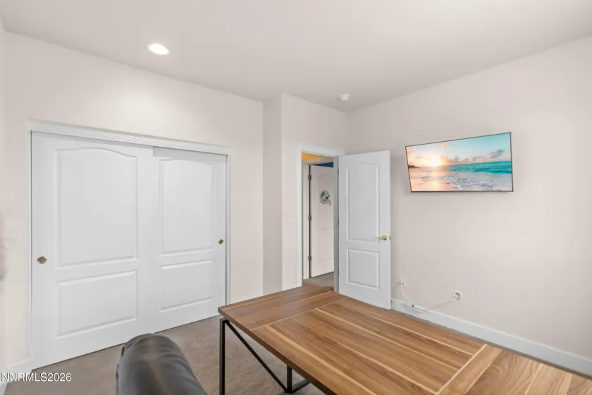 2773 Decoy, Sparks, Nevada 89436, 5 Bedrooms Bedrooms, ,3 BathroomsBathrooms,Residential,Residential,Decoy,260001567