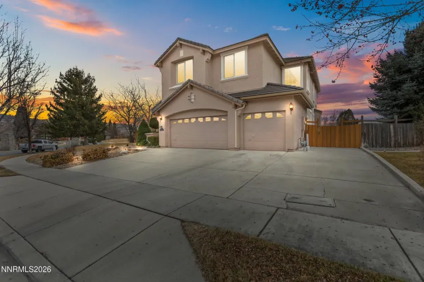 2773 Decoy, Sparks, Nevada 89436, 5 Bedrooms Bedrooms, ,3 BathroomsBathrooms,Residential,Residential,Decoy,260001567