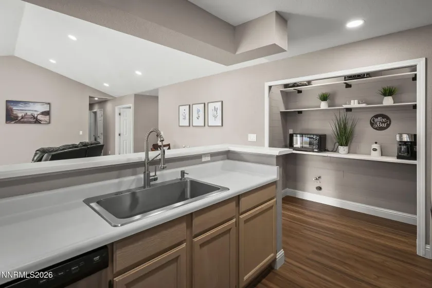 451 Sandalwood, Carson City, Nevada 89701, 3 Bedrooms Bedrooms, ,2 BathroomsBathrooms,Residential,Residential,Sandalwood,260001570