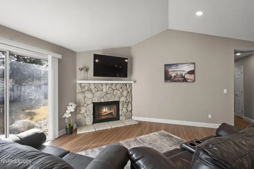 451 Sandalwood, Carson City, Nevada 89701, 3 Bedrooms Bedrooms, ,2 BathroomsBathrooms,Residential,Residential,Sandalwood,260001570