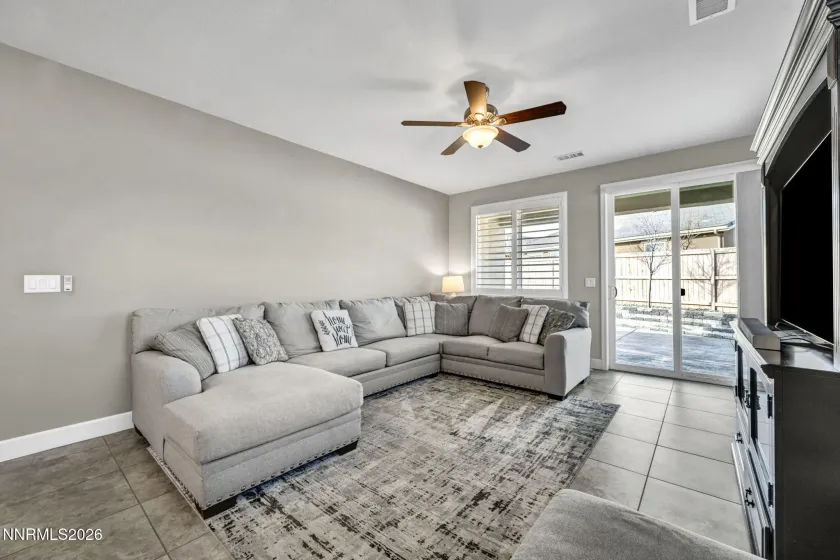 10145 Toltec, Reno, Nevada 89521, 3 Bedrooms Bedrooms, ,2 BathroomsBathrooms,Residential,Residential,Toltec,260001571