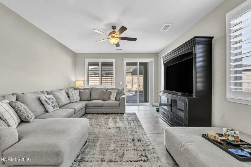 10145 Toltec, Reno, Nevada 89521, 3 Bedrooms Bedrooms, ,2 BathroomsBathrooms,Residential,Residential,Toltec,260001571