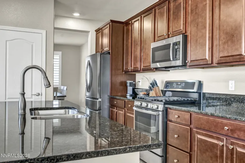 10145 Toltec, Reno, Nevada 89521, 3 Bedrooms Bedrooms, ,2 BathroomsBathrooms,Residential,Residential,Toltec,260001571