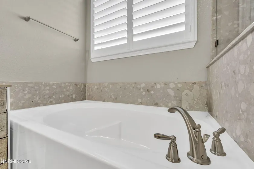 10145 Toltec, Reno, Nevada 89521, 3 Bedrooms Bedrooms, ,2 BathroomsBathrooms,Residential,Residential,Toltec,260001571