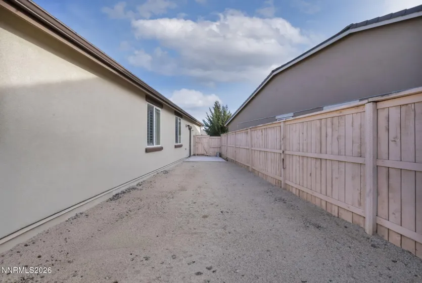 10145 Toltec, Reno, Nevada 89521, 3 Bedrooms Bedrooms, ,2 BathroomsBathrooms,Residential,Residential,Toltec,260001571
