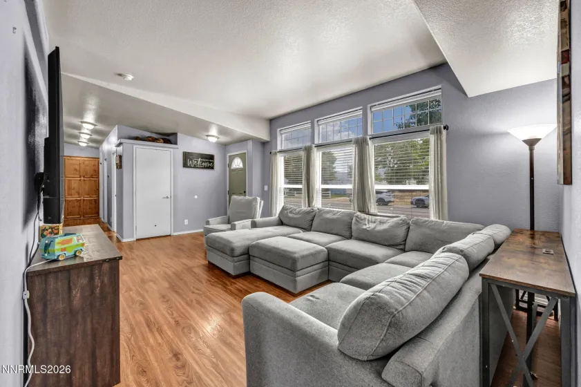 16 Saint Andrews, Yerington, Nevada 89447, 4 Bedrooms Bedrooms, ,2 BathroomsBathrooms,Residential,Residential,Saint Andrews,260001572