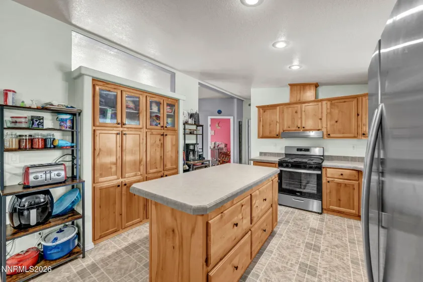 16 Saint Andrews, Yerington, Nevada 89447, 4 Bedrooms Bedrooms, ,2 BathroomsBathrooms,Residential,Residential,Saint Andrews,260001572