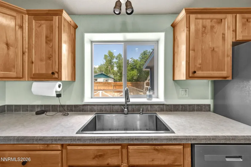 16 Saint Andrews, Yerington, Nevada 89447, 4 Bedrooms Bedrooms, ,2 BathroomsBathrooms,Residential,Residential,Saint Andrews,260001572