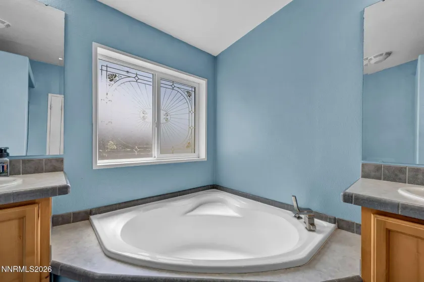 16 Saint Andrews, Yerington, Nevada 89447, 4 Bedrooms Bedrooms, ,2 BathroomsBathrooms,Residential,Residential,Saint Andrews,260001572