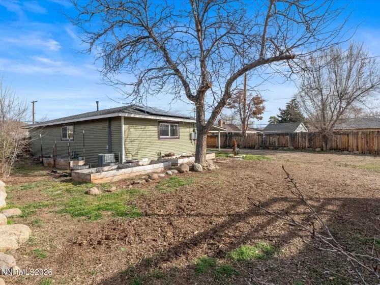 91 York, Sparks, Nevada 89431, 2 Bedrooms Bedrooms, ,2 BathroomsBathrooms,Residential,Residential,York,260001573