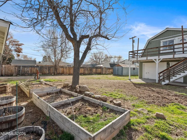 91 York, Sparks, Nevada 89431, 2 Bedrooms Bedrooms, ,2 BathroomsBathrooms,Residential,Residential,York,260001573